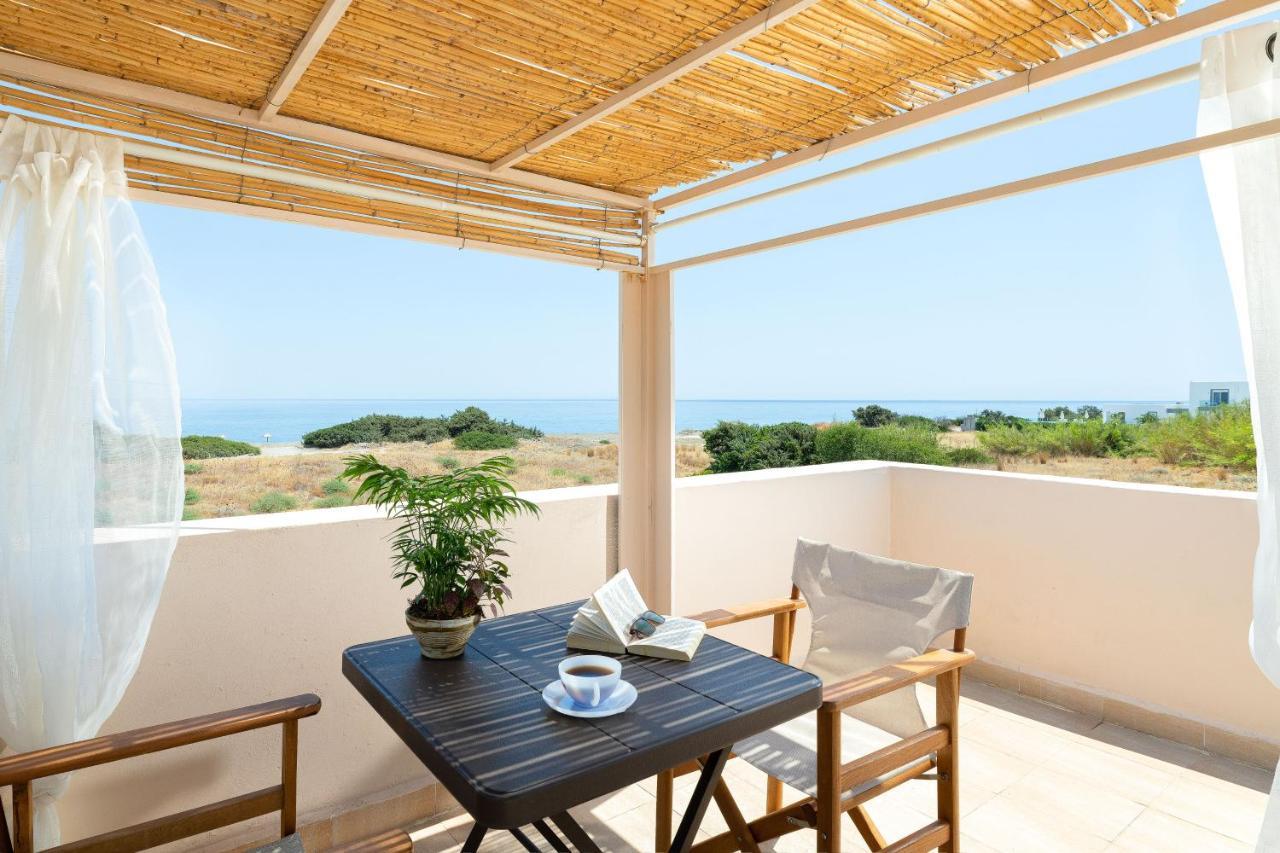 Serenity House- Beachfront With Pool Villa *