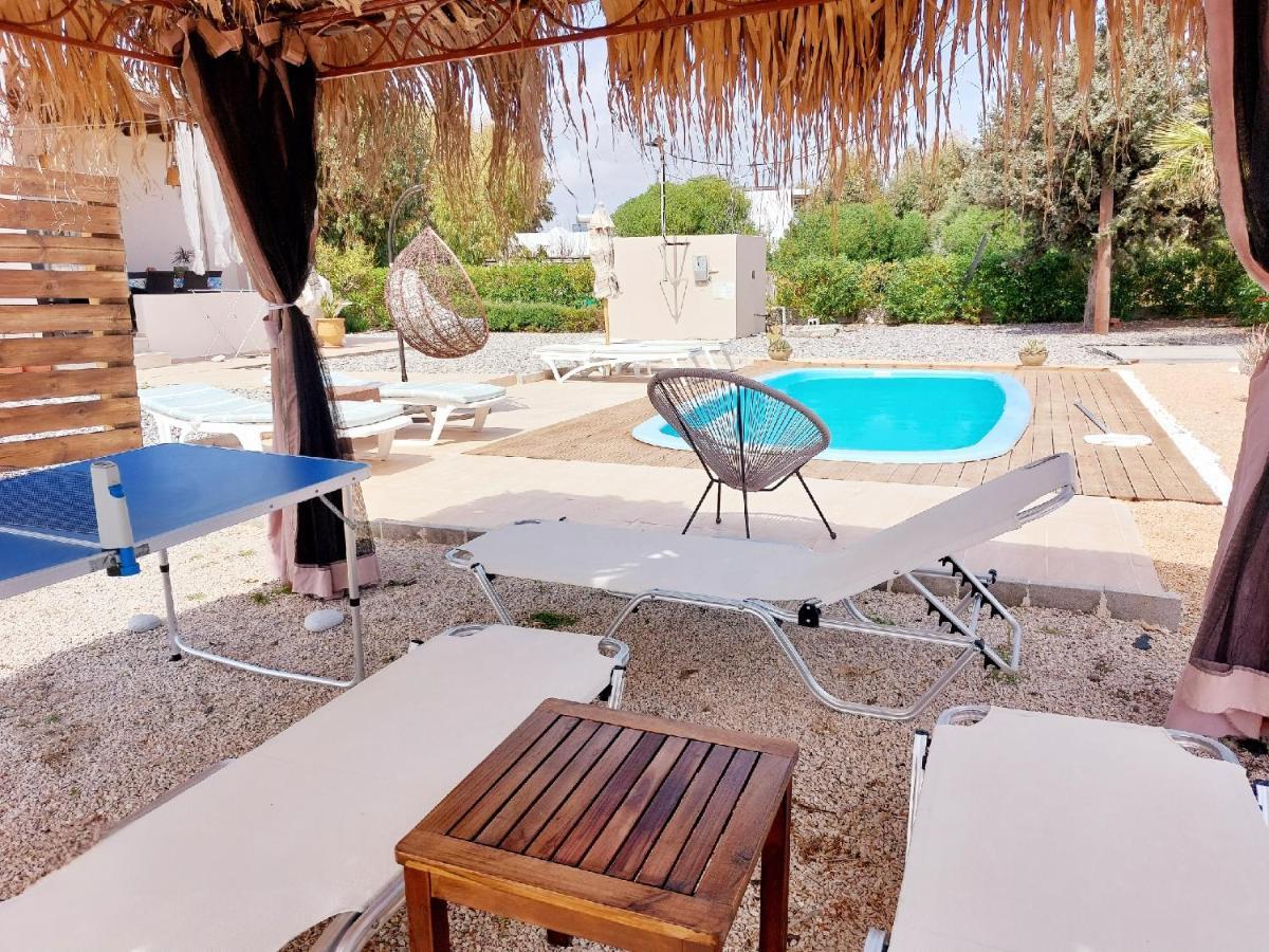 Villa Serenity House- Beachfront With Pool *