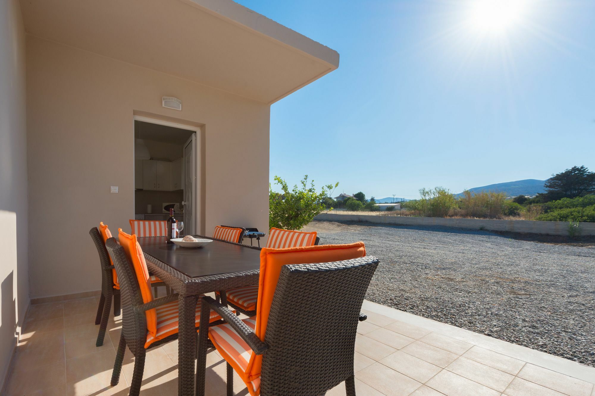 Villa Serenity House- Beachfront With Pool Gennadi