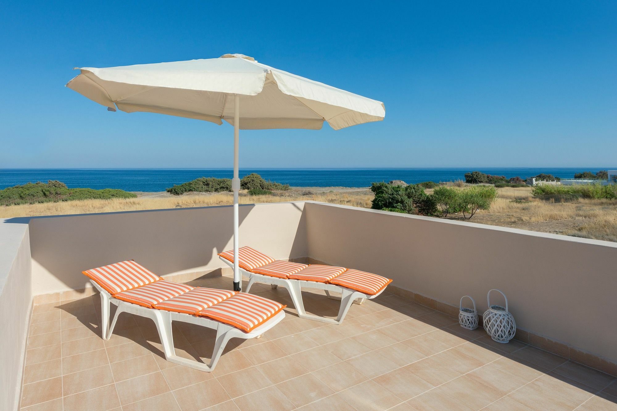 Serenity House- Beachfront With Pool Villa
