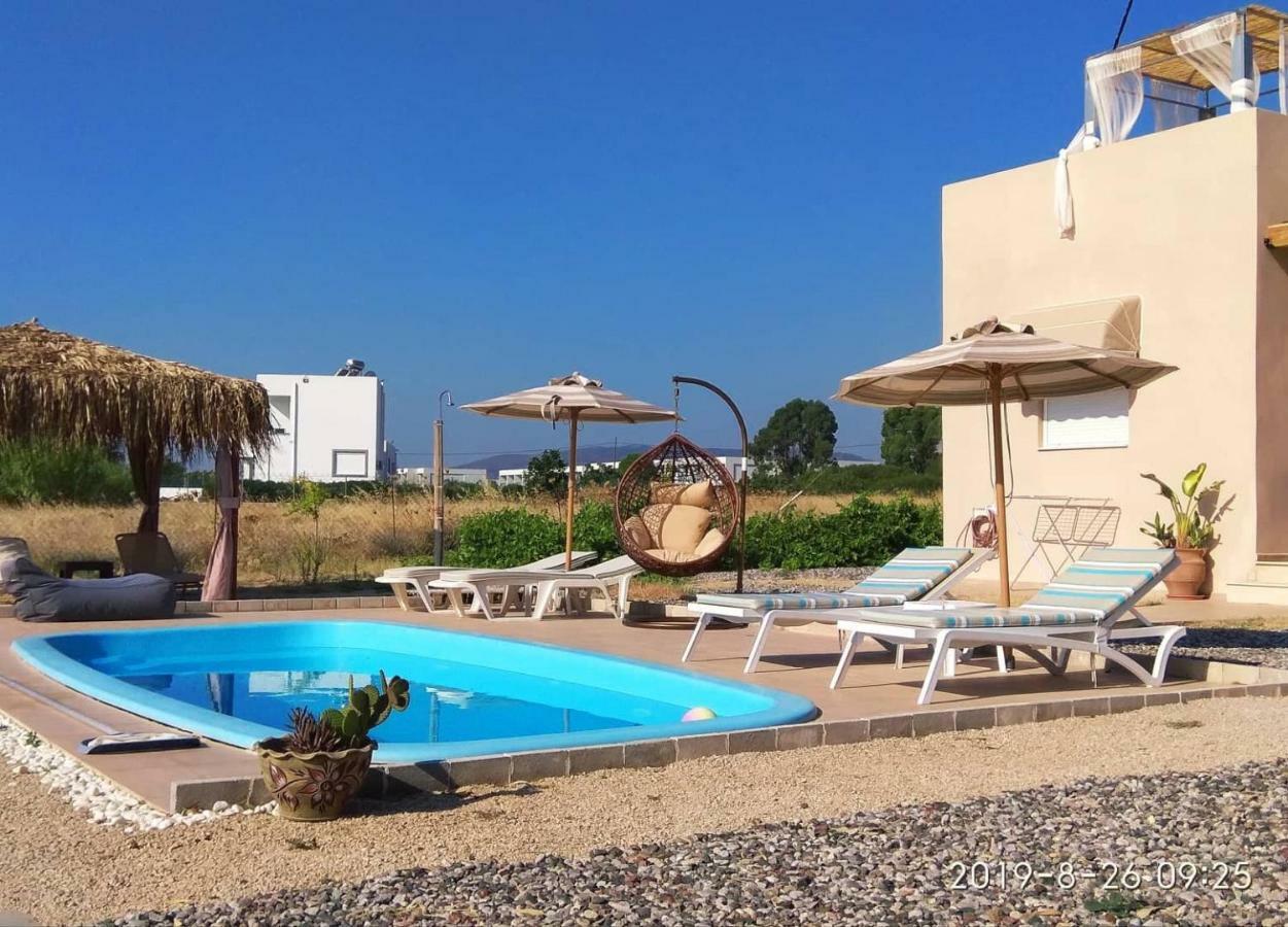 Serenity House- Beachfront With Pool Villa Gennadi