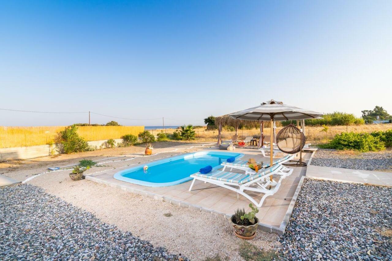 Serenity House- Beachfront With Pool * Gennadi