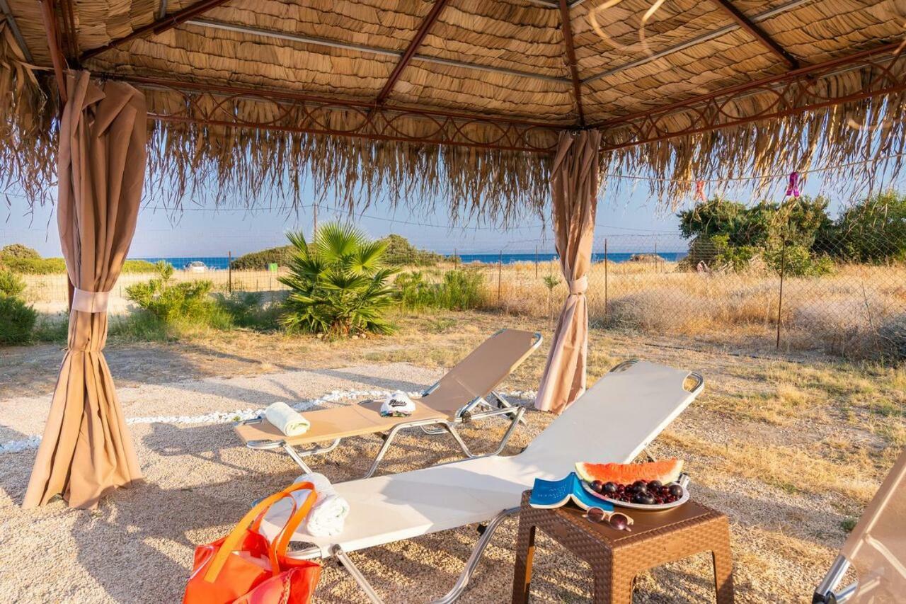 Serenity House- Beachfront With Pool
